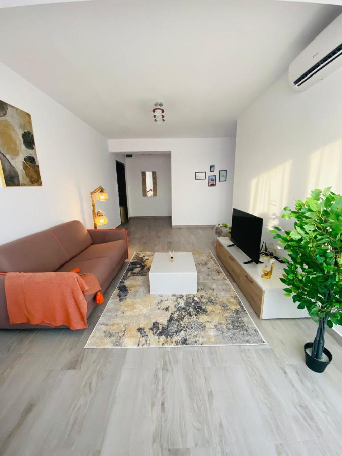 Soho Apartment - City View With Rooftop Garden Bukarest Exterior foto