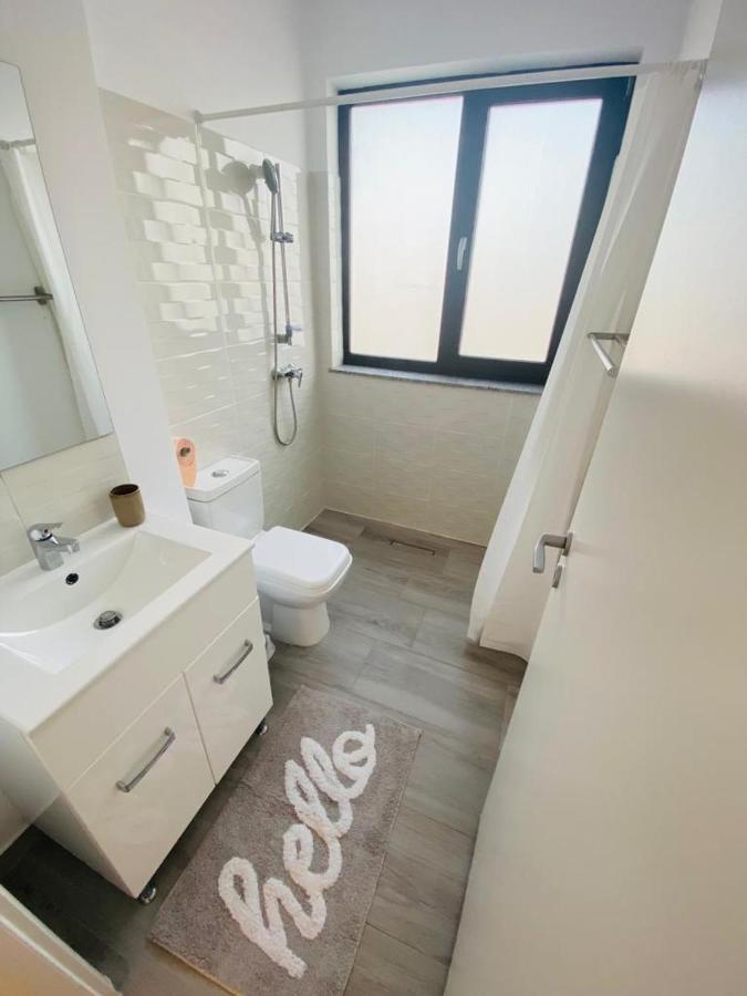 Soho Apartment - City View With Rooftop Garden Bukarest Exterior foto